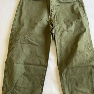 Old Navy green pants